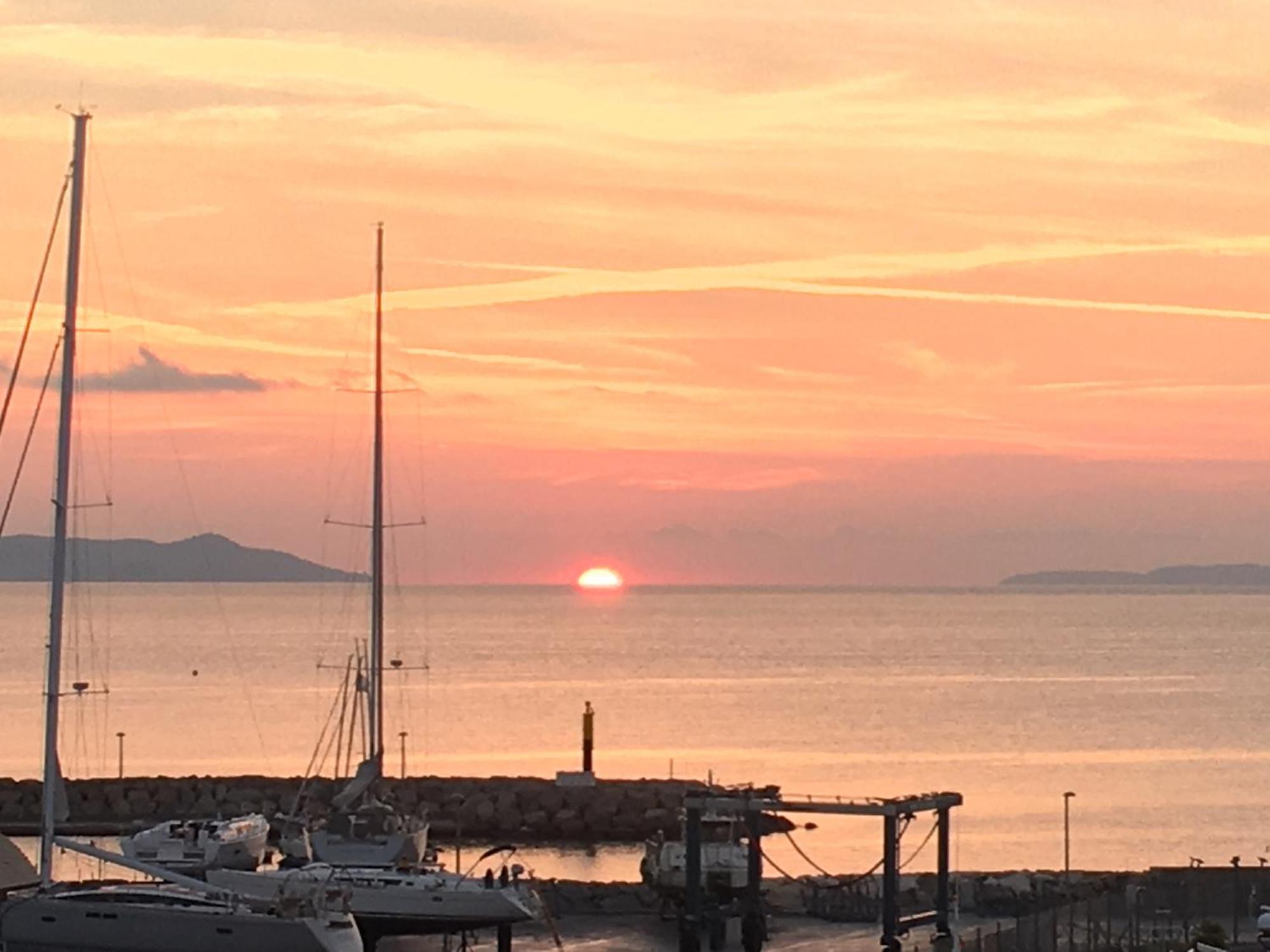 Cajun Apartment Hyeres Luaran gambar